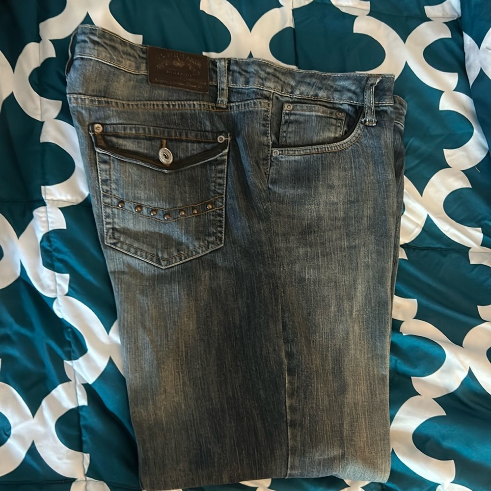 Pretty US Polo ASSN jeans. Gently used. Light, blue faded look.